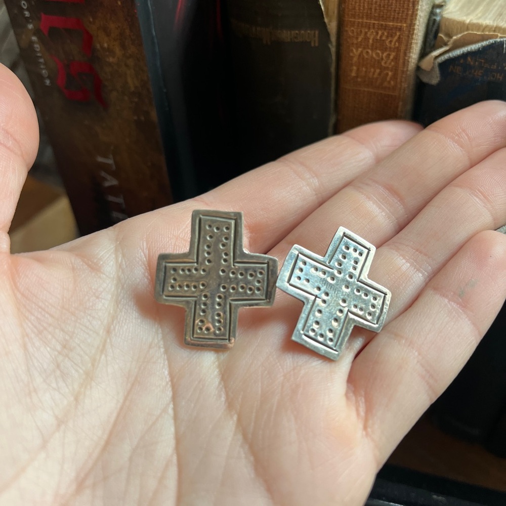 Silver Cross Stud Earrings - Dot Detail